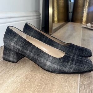 Salvatore Ferragamo Black and Gray wool Heels NARROW